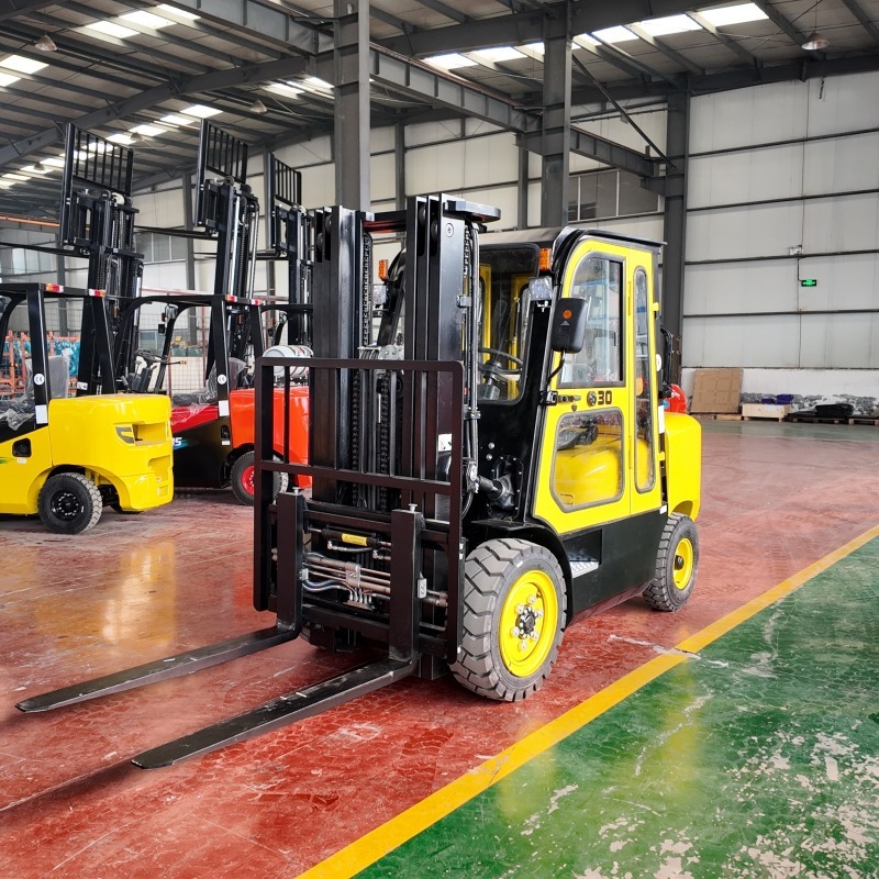 hongli-3-ton-electric-forklift-front-view